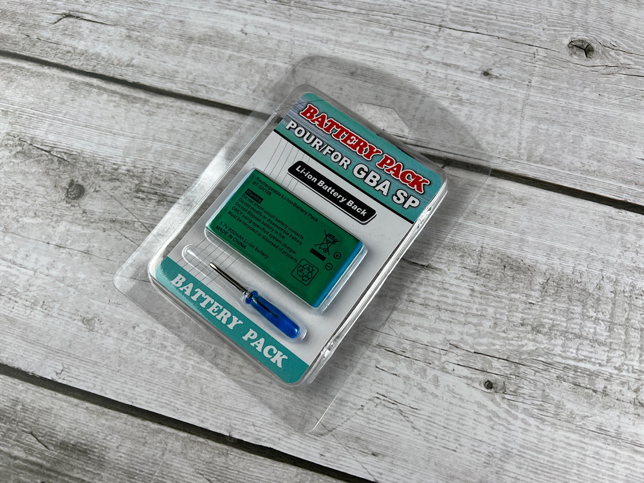 Покупной аккумулятор для Game Boy Advance SP