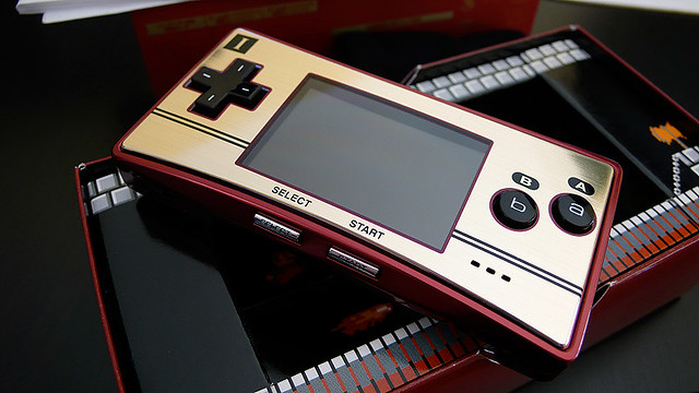 Game Boy Micro Famicom Mario Limited Edition