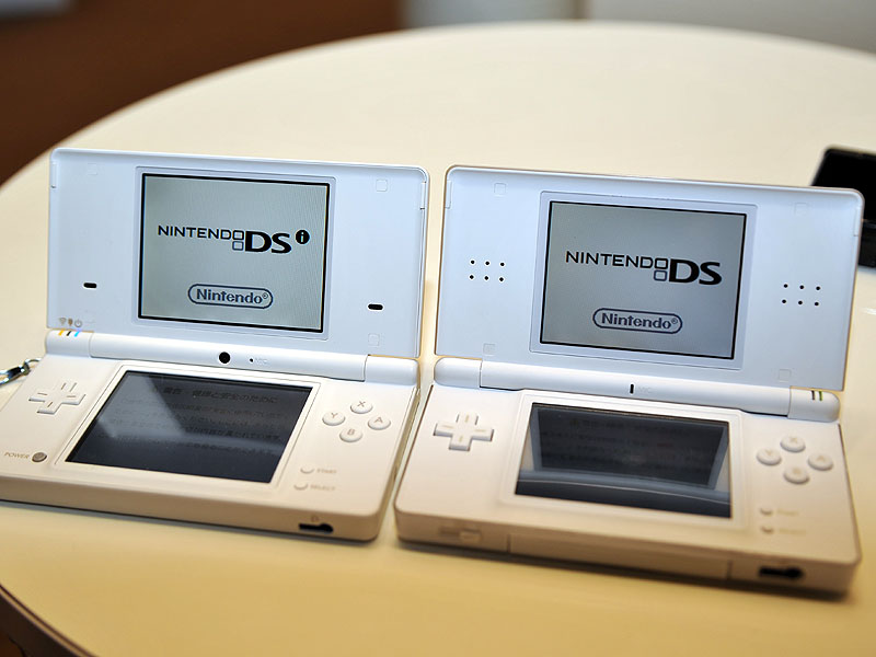 Nintendo DSi и Nintendo DS Lite