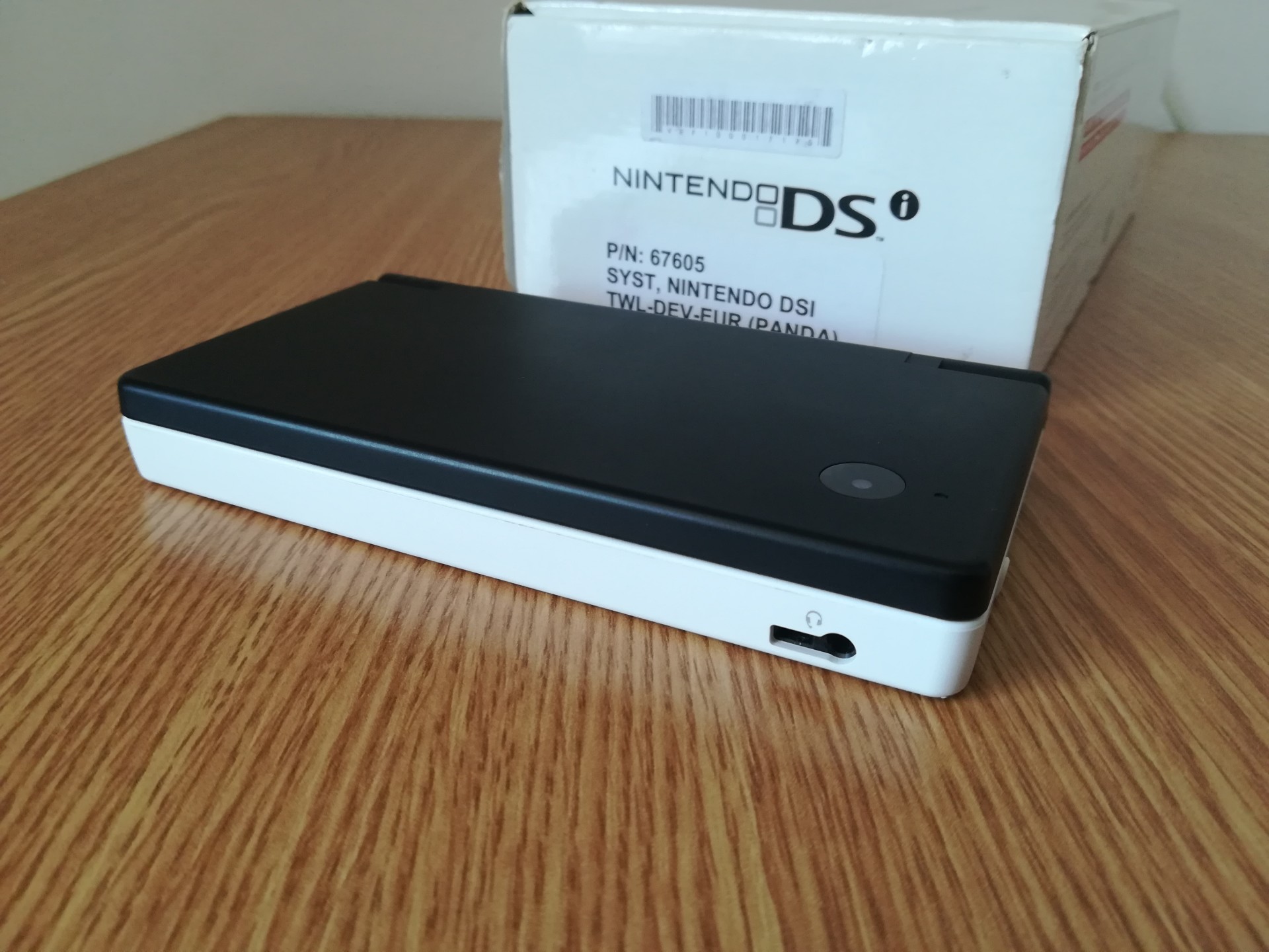 Nintendo DSi Panda Development Unit