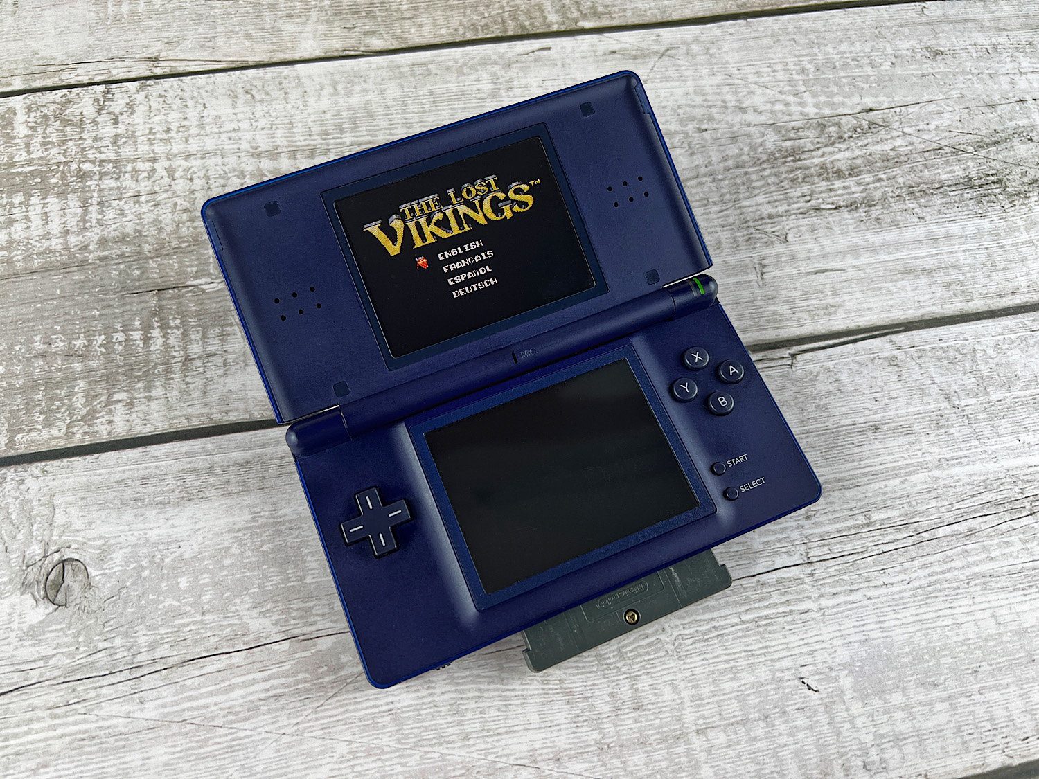 Nintendo DS Lite и Game Boy Advance игра