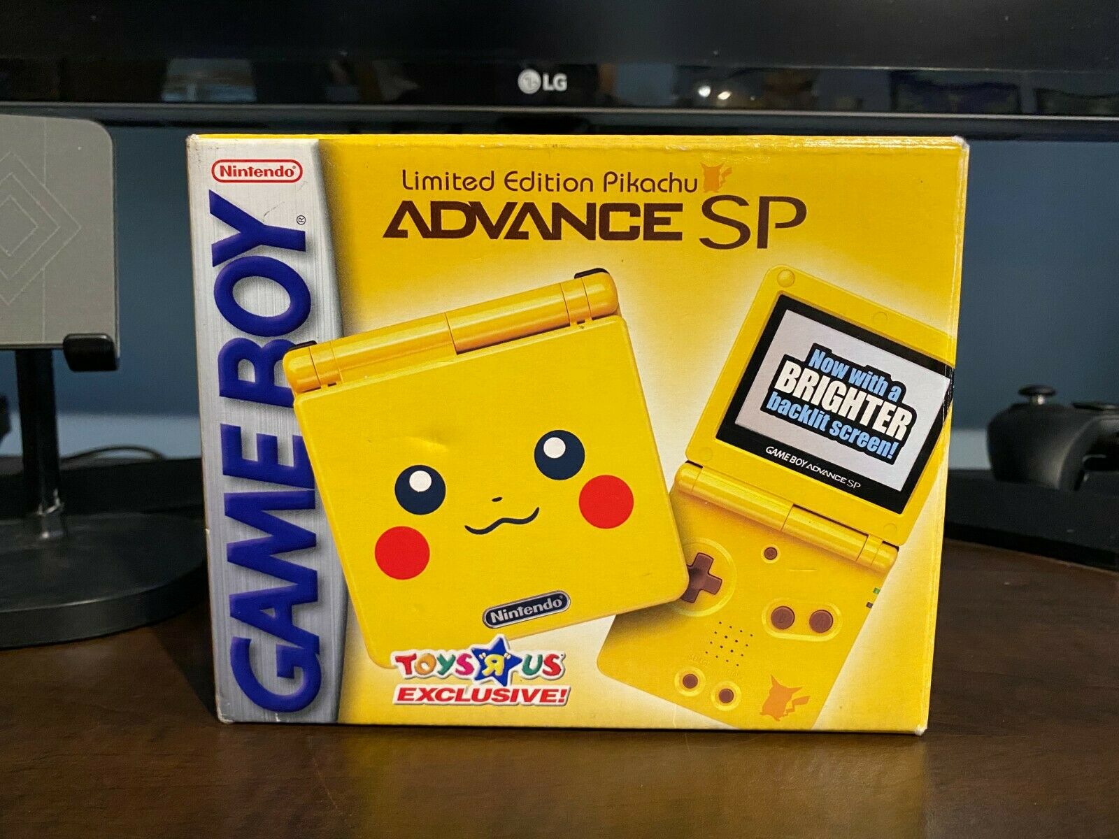 Game Boy Advance SP Pikachu
